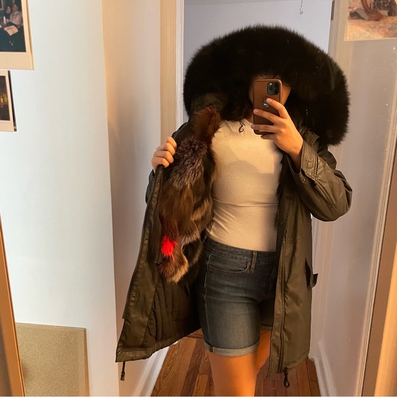 Alice + Olivia winter coat with real fox fur - Picture 3 of 13